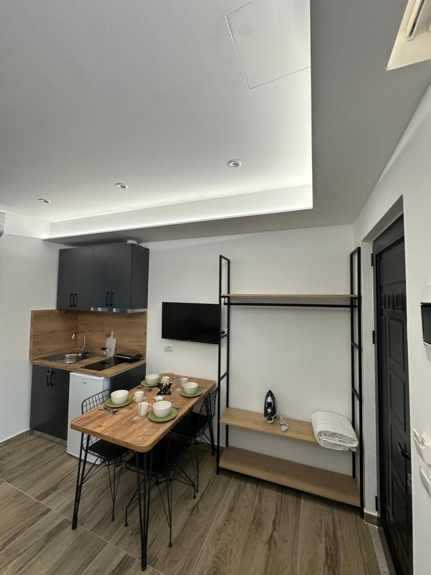 Io'S Apartments Sarandë Eksteriør bilde