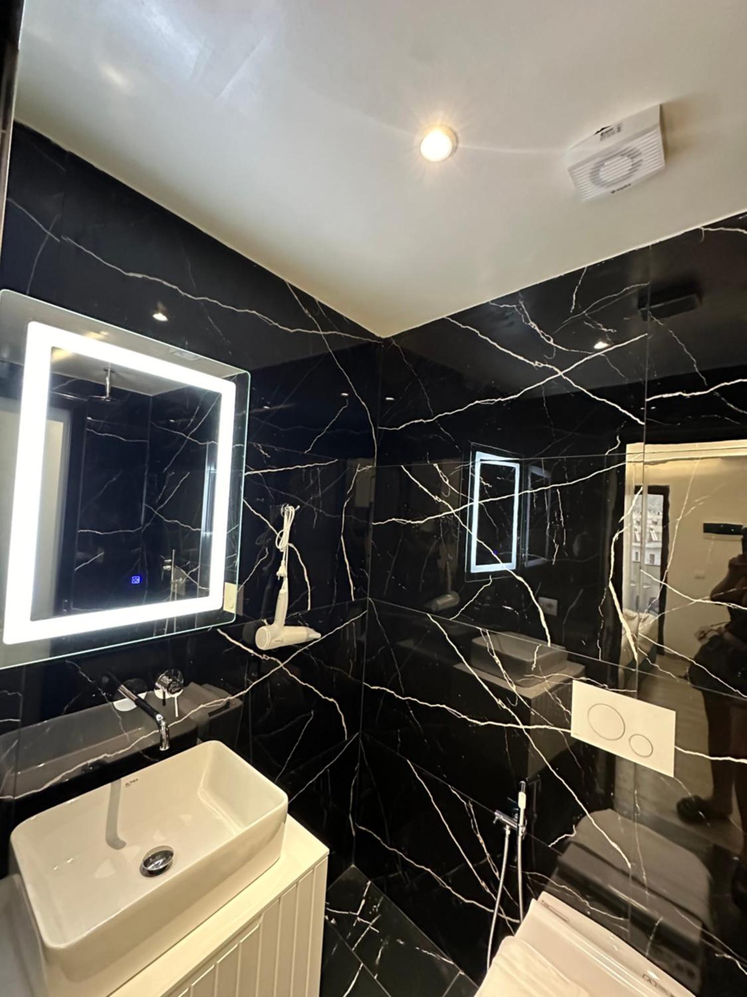 Io'S Apartments Sarandë Eksteriør bilde