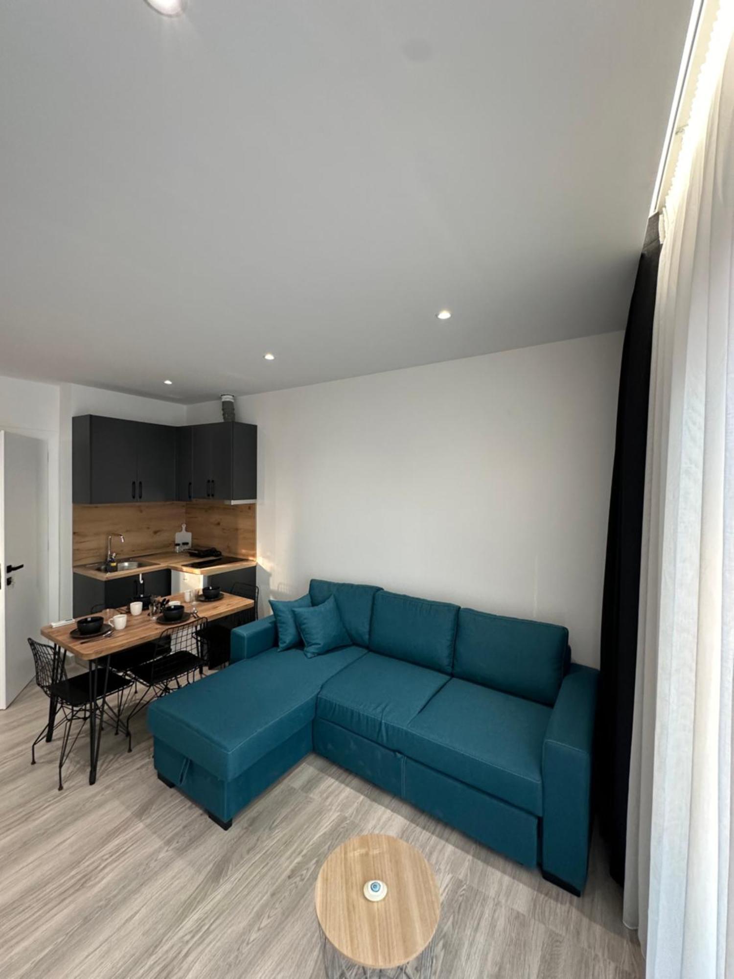 Io'S Apartments Sarandë Eksteriør bilde