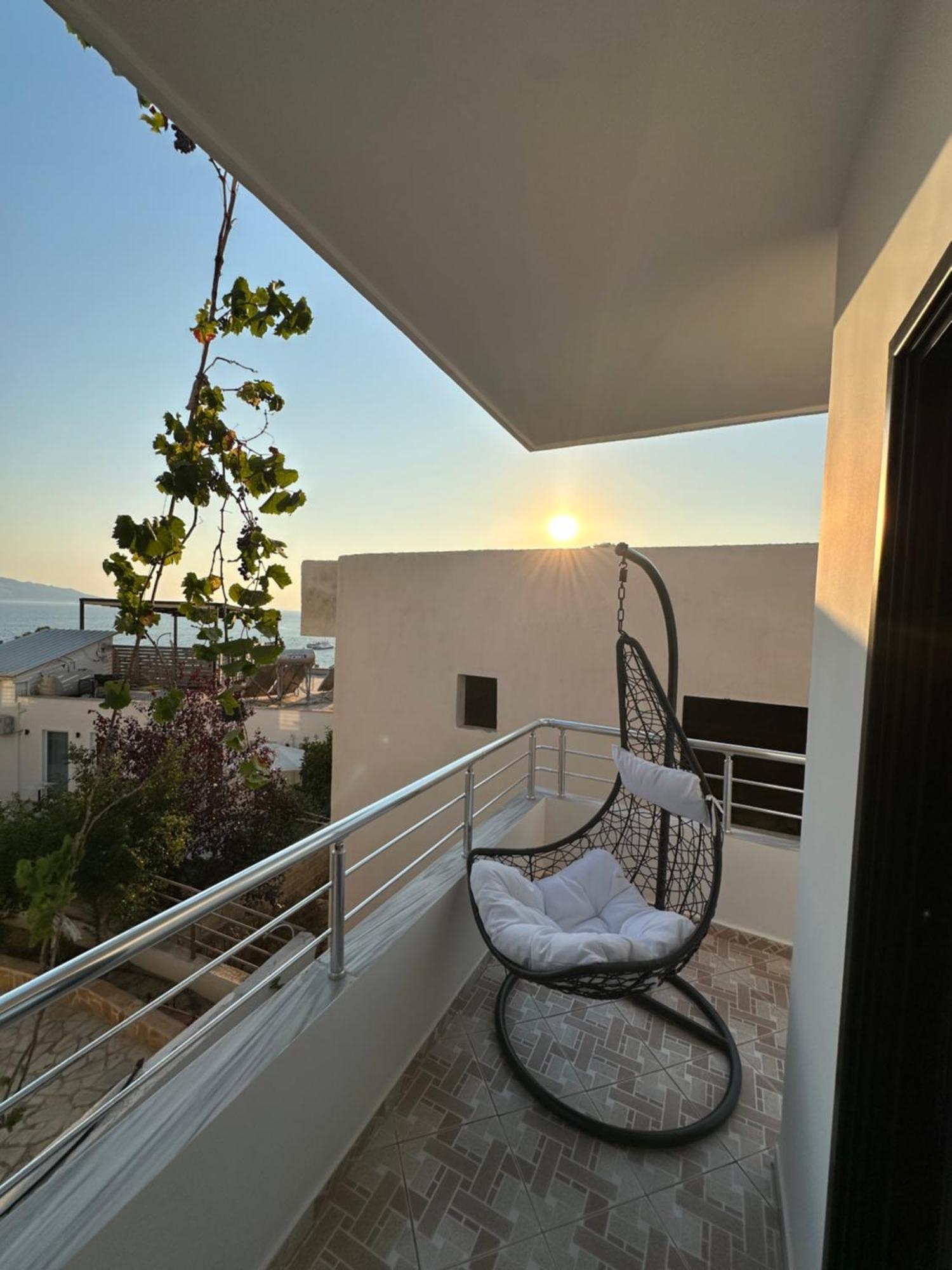 Io'S Apartments Sarandë Eksteriør bilde