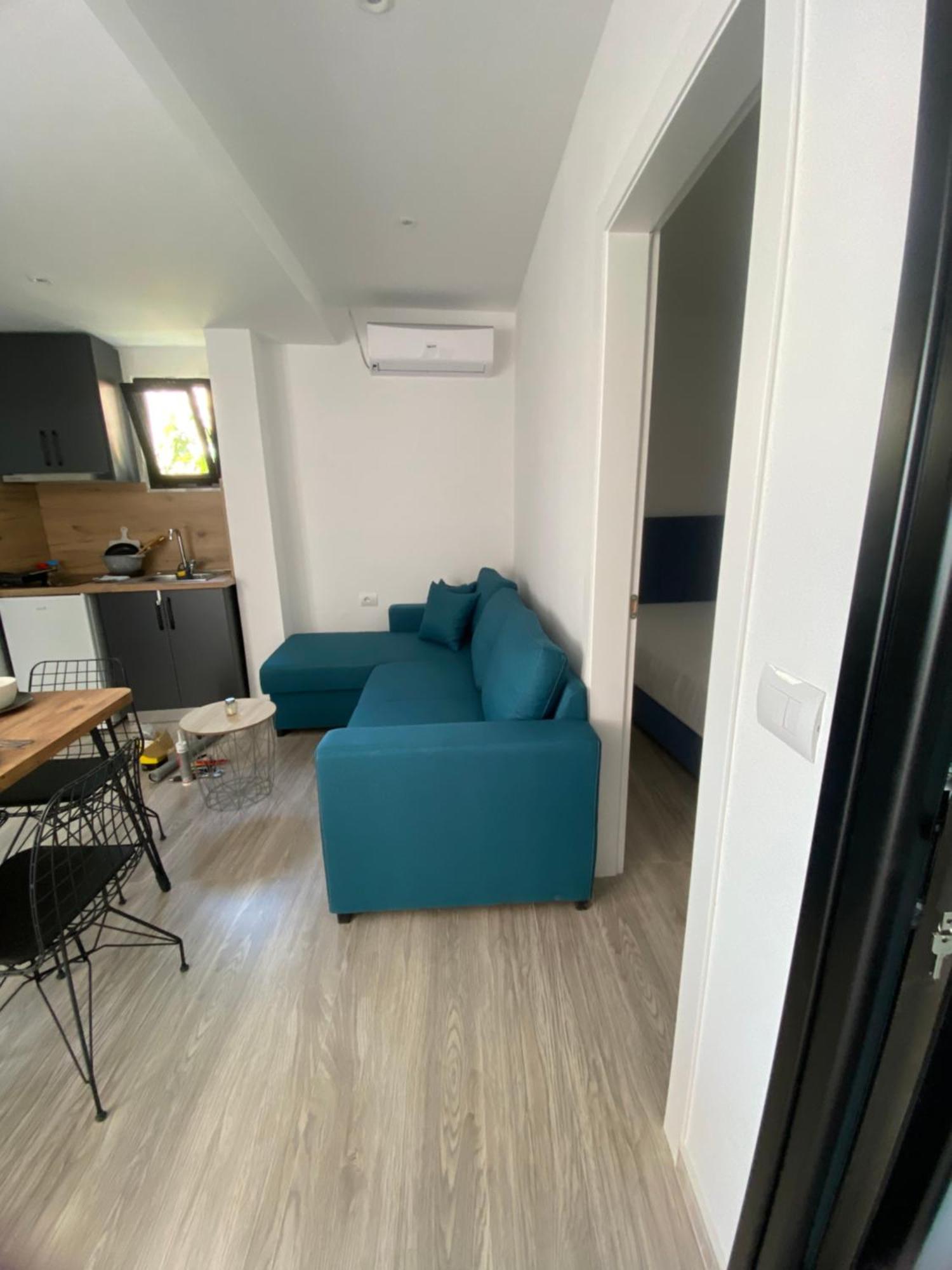 Io'S Apartments Sarandë Eksteriør bilde
